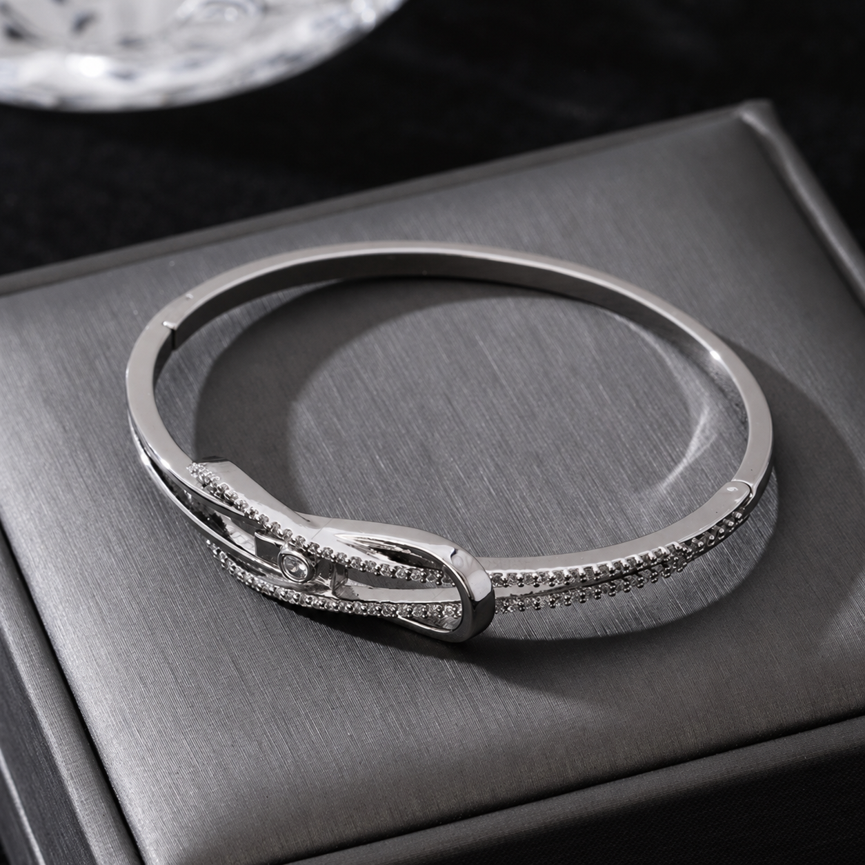 CALEB-Floating Floraletter Bracelet (Suitable for wrist circumference within 5.91”)